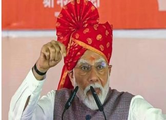 बहुत कुछ है, जिस की पर्दादारी है!