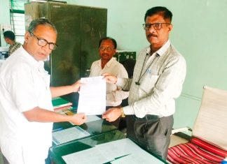 घरकुल सर्वेक्षण निष्पक्ष करा; धरणगाव ता.काँग्रेसचे गटविकास अधिकाऱ्यांना निवेदन