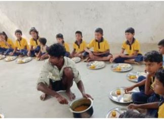 बस्तर : जब स्कूली रसोईये को पुलिस ने बनाया ईनामी माओवादी और मारा मुठभेड़ में!