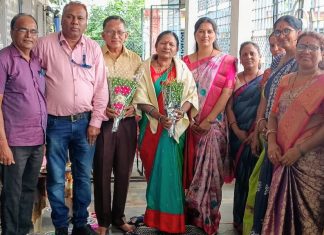 सौ.आशा दुमोरे यांचा सेवानिवृत्ती सत्कार समारंभ संपन्न
