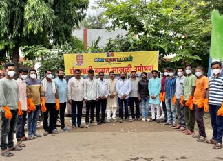 घंटागाडी कर्मचाऱ्यांना मास्क व हँडग्लोव्हज वाटप