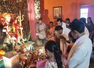 माजी जि.प.अध्यक्ष अजयभाऊ कंकडालवार यांनी घेतली गंगा मातेची दर्शन…!