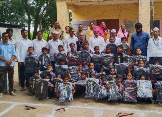 जि प शाळा दहिदुले येथे स्वातंत्र्यदिन उत्साहात साजरा व विद्यार्थ्यांना दप्तर वाटप..