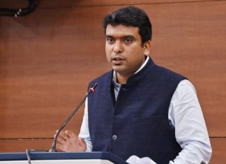 ‘आदि कर्मयोगी अभियान’ मध्ये जिल्हा अग्रेसर राहावा – जिल्हाधिकारी विनय गौडा