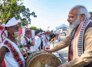 मोदी का मणिपुर पर्यटन