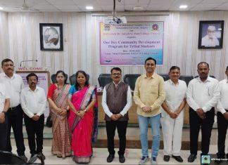 चोपडा महाविद्यालयात आदिवासी विद्यार्थ्यांसाठी एकदिवसीय community Development program चे यशस्वी आयोजन