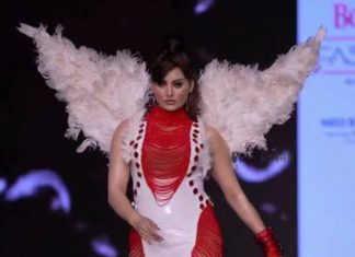 भारत की पहली एंजेल बनीं उर्वशी रौतेला-Urvashi Rautela Creates History as India’s First Angel