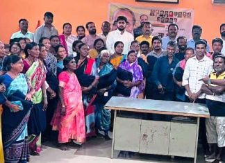 विविध सामाजिक उपक्रमाने हंसराज अहीर यांचा वाढदिवस साजरा