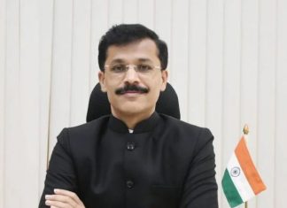 तुकाराम मुंडे निवडणूक आयोगाचे अध्यक्ष झाले तर… लोकशाहीचा खरा कस लागेल!
