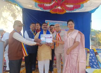 प्रबोधनकार भीमशाहीर सदानंद मोरे भद्रावती येथे सन्मानित