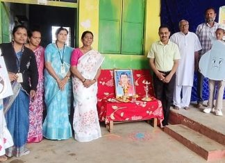 आदर्श शाळेत सावित्रीबाई फुले जयंती निमित्य विद्यार्थ्यांच्या वेशभूषा स्पर्धा संपन्न