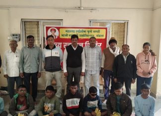 महात्मा ज्योतिबा फुले सब्जीच्या वतीने पालकमंत्री डॉ. पंकज भोयर व आ. डॉ. परिणय फुके यांचा वाढदिवस मोठ्या उत्साहात साजरा