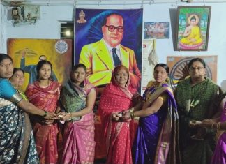 सम्यक बुद्ध विहार येथे मराठवाडा नामविस्तार दिन व हळदी कुंकवाचा कार्यक्रम