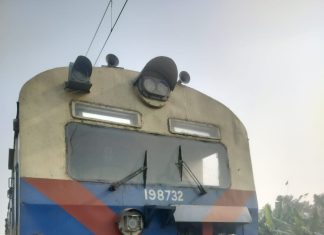 दिल्ली जाइए, स्वर्ग का रास्ता दिल्ली होकर जाता है!