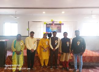 एम्स एक्सलेन्स ॲकॅडमी विद्यार्थ्यांचे भविष्य यशस्वी करणारी शैक्षणिक,सामाजिक बांधिलकी ची अग्रेसर संस्था :प्रा.गणेश चाटे,प्रा.अश्विनी मुंडे