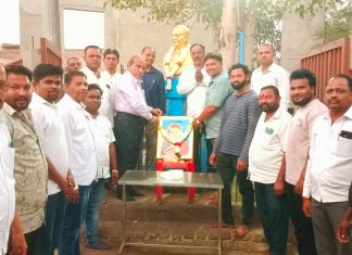 धरणगावात त्यागमूर्ती माता रमाई आंबेडकरांना अभिवादन