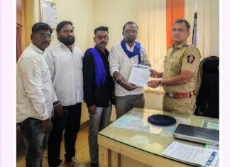 महाराष्ट्र भीम आर्मी प्रमुख अशोक कांबळे यांची बारामती विमान अपघात स्थळी भेट