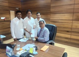 “हिंदुहृदयसम्राट बाळासाहेब ठाकरे वैद्यकीय महाविद्यालय” हे पूर्ण नाव तात्काळ ठळक अक्षरात दर्शविण्यासाठी महापौर व उपमहापौर यांना निवेदन