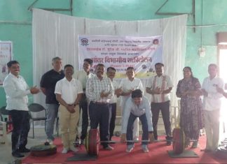 चोपडा महाविद्यालयात आंतर विभागीय शक्तीतोलन स्पर्धेचे यशस्वी आयोजन