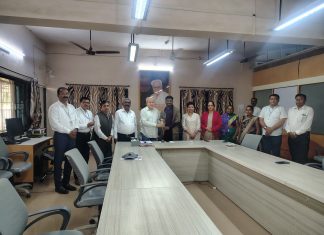 चोपडा महाविद्यालयात आयबीपीएसपीओ परीक्षा उत्तीर्ण विद्यार्थ्यांचा सत्कार