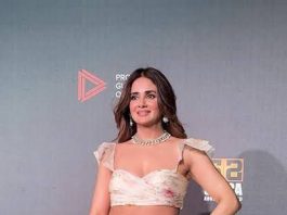 ₹3 लाख के गाउन में पारुल यादव का लग्ज़री जलवा-Parul Yadav Stuns in a ₹3 Lakh Gown at INCA Awards