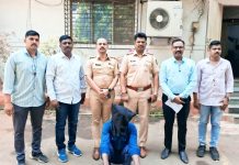 खुन्याच्या गुन्ह्यातील फरार मारेकरी अडीच वर्षानंतर पोलिसांच्या जाळ्यात नांदेडमधून अटक