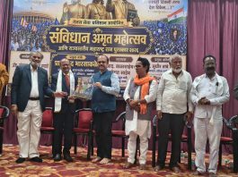 प्रा. डॉ. प्रकाश वाघमारे यांचा महाराष्ट्र रत्न पुरस्काराने गौरव